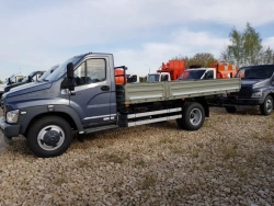 Cargo Trucks with Spark Ignition (Board Platform) Model 47122 Modification 47122C