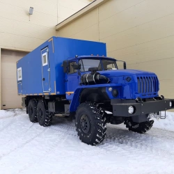 Workshop Van with Windows and Doors on Ural 4320 Chassis, Model 676110
