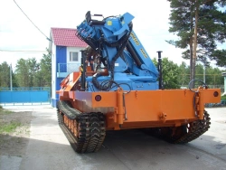 All-Terrain Snow and Swamp Vehicle SGT-31-KMU