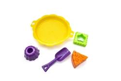 Sand Play Set with Sieve 'Medovik' KNOBA 1/20