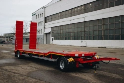 Heavy-Duty Transport Trailer Tversoyrmash 834020-03