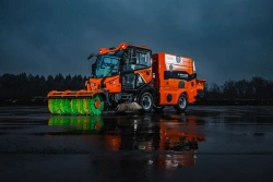 Compact Vacuum Sweeper for Year-Round Maintenance VCM 2024