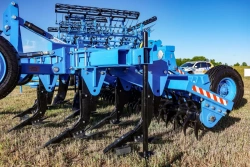 Chisel Plow SVAROG PЧП-4.5 for Agricultural Use