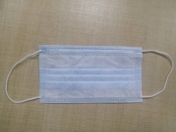Disposable Non-Sterile Medical Mask, Three-Layer Fabric