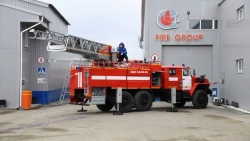 Fire Truck with Ladder ACL-5, Model 58819F, Ural-4320 Chassis
